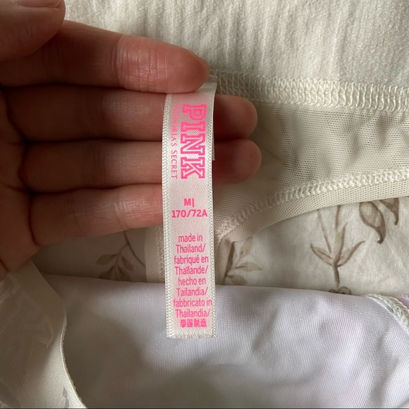 VS PINK Velvet Bralette + Panty Set - Picture 4 of 5